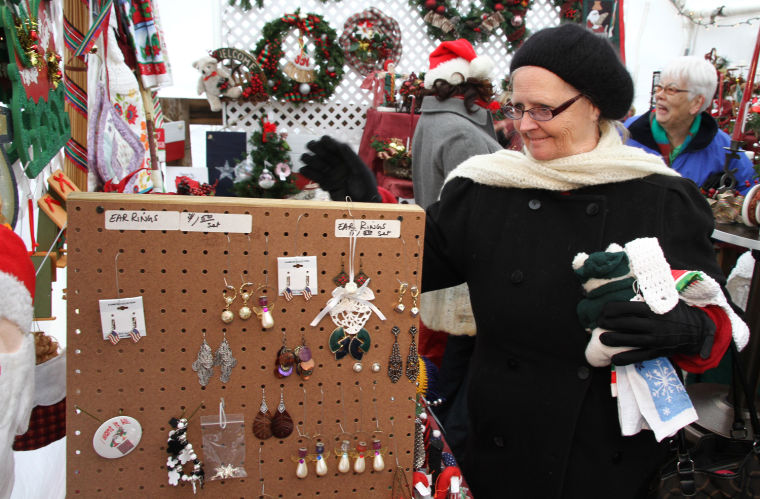 Kris Kindl Market in Cove